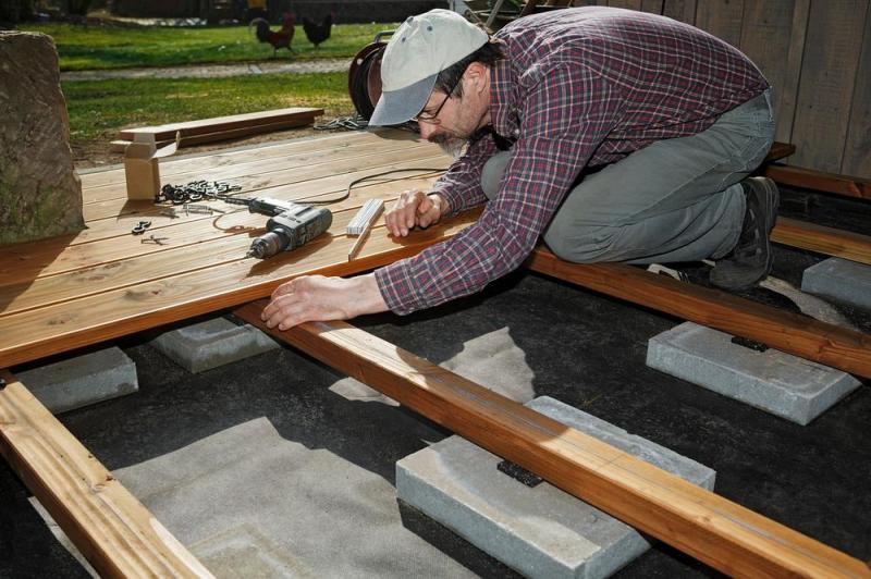 Pose de terrasse &agrave; L'UNION : les cl&eacute;s d'une installation r&eacute;ussie
